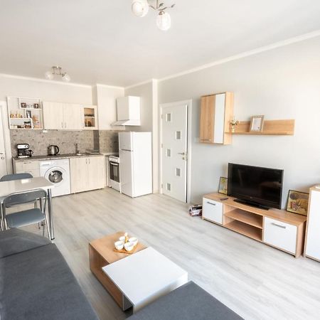 Lovely 1Bed Apartment For 4 Guests & Free Parking 普罗夫迪夫 外观 照片