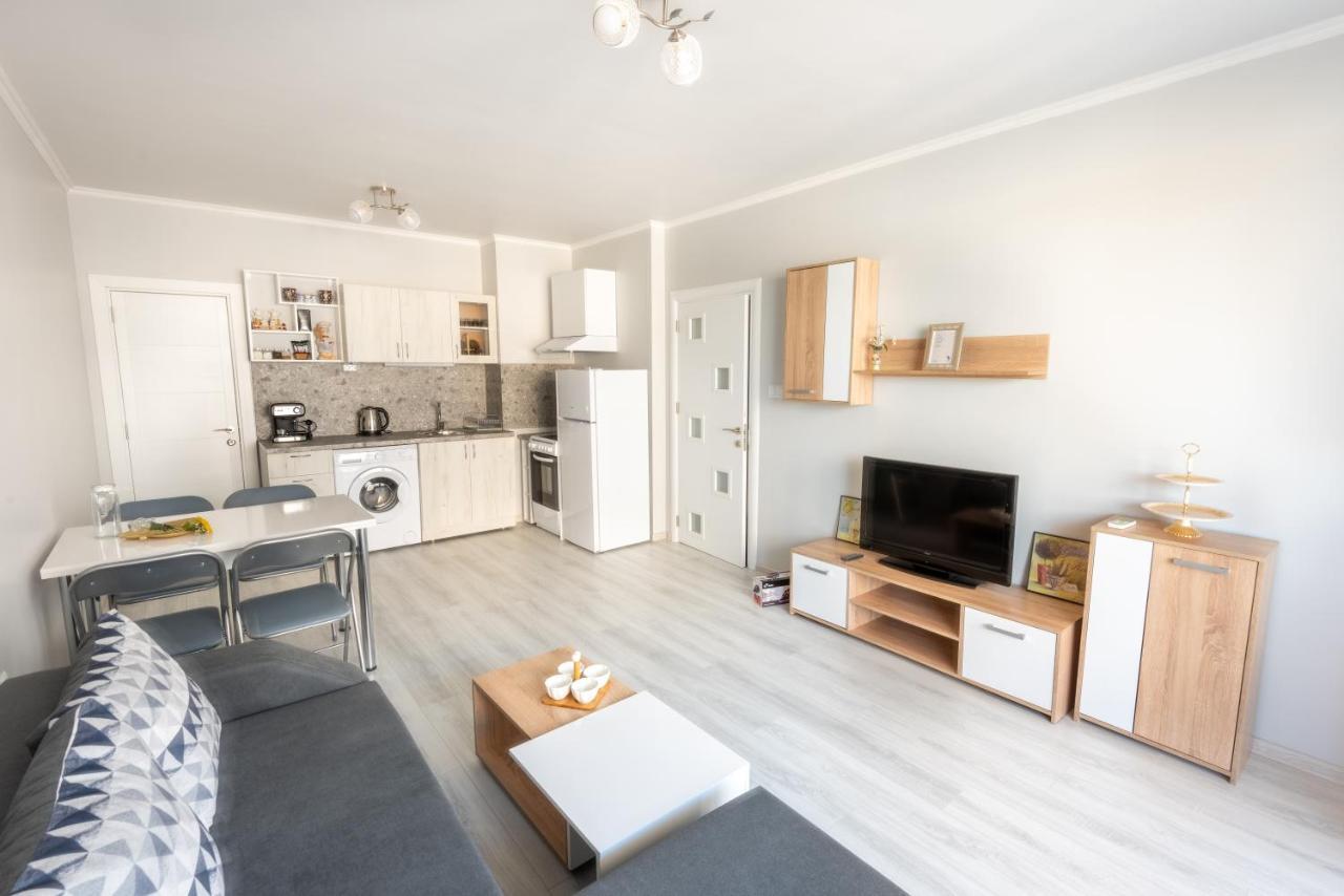Lovely 1Bed Apartment For 4 Guests & Free Parking 普罗夫迪夫 外观 照片