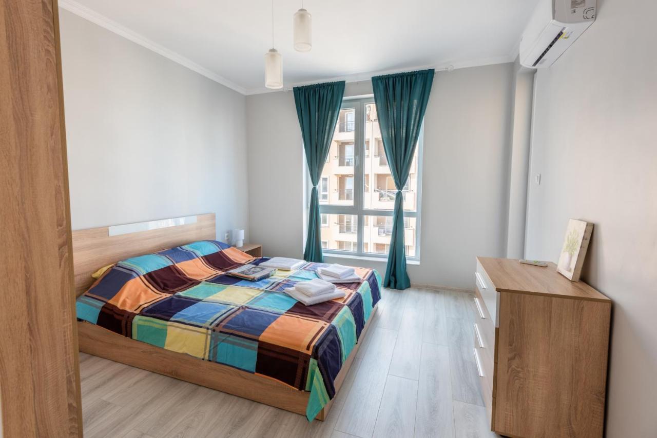 Lovely 1Bed Apartment For 4 Guests & Free Parking 普罗夫迪夫 外观 照片