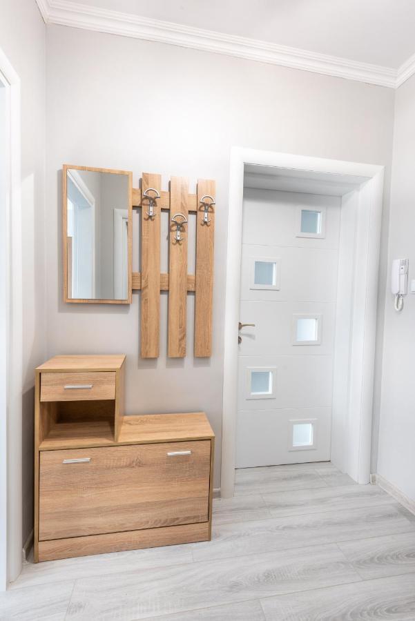 Lovely 1Bed Apartment For 4 Guests & Free Parking 普罗夫迪夫 外观 照片