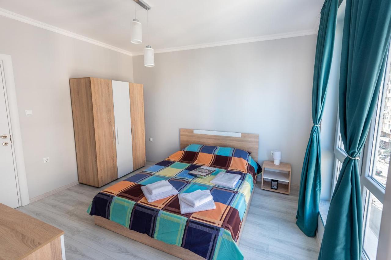 Lovely 1Bed Apartment For 4 Guests & Free Parking 普罗夫迪夫 外观 照片