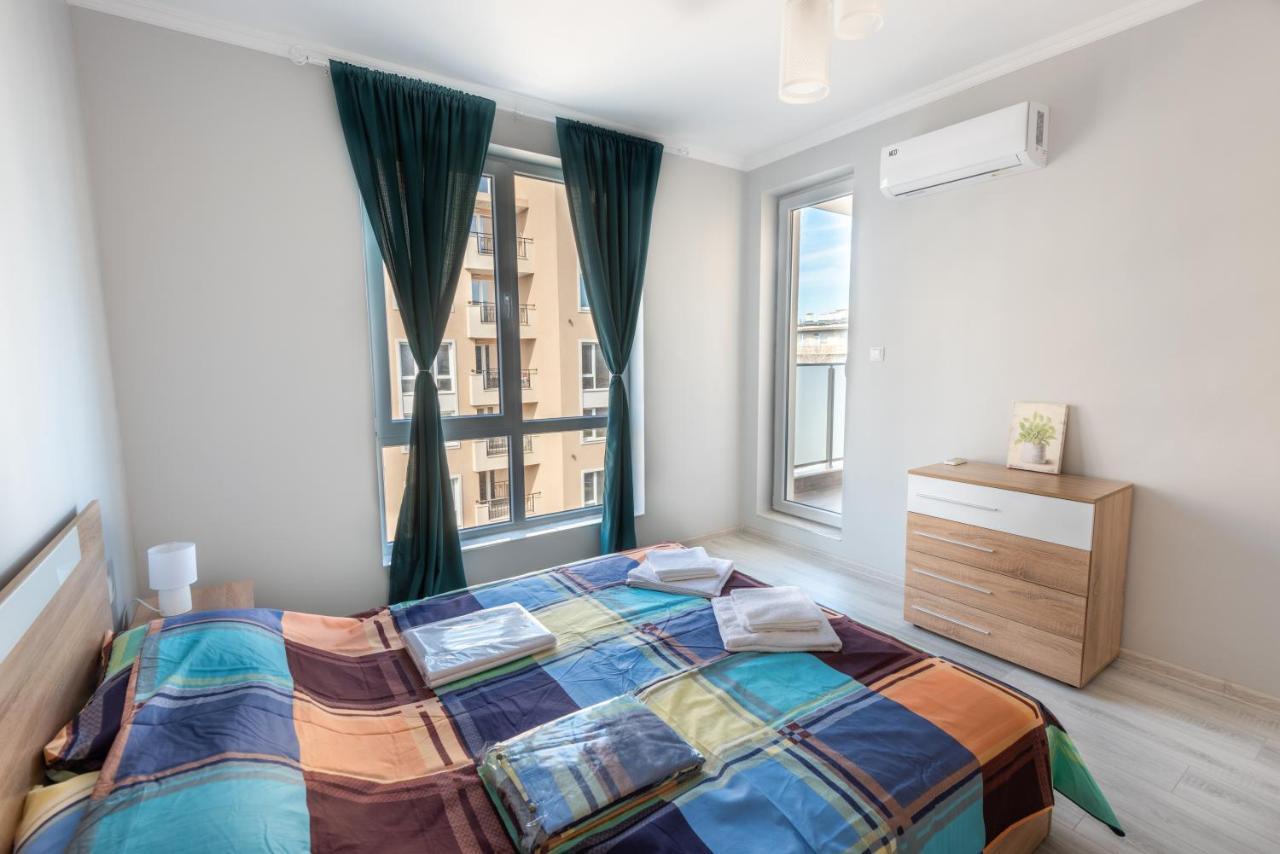 Lovely 1Bed Apartment For 4 Guests & Free Parking 普罗夫迪夫 外观 照片